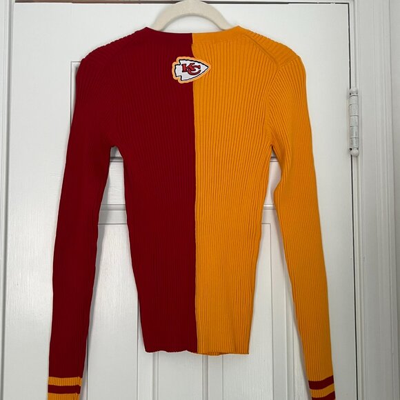 Kansas City Chiefs STAUD Women's Cargo Sweater - Gold/Red SZ M - Picture 10 of 13
